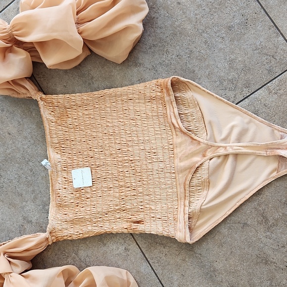 NWT..Free People Body Suit - Picture 4 of 10